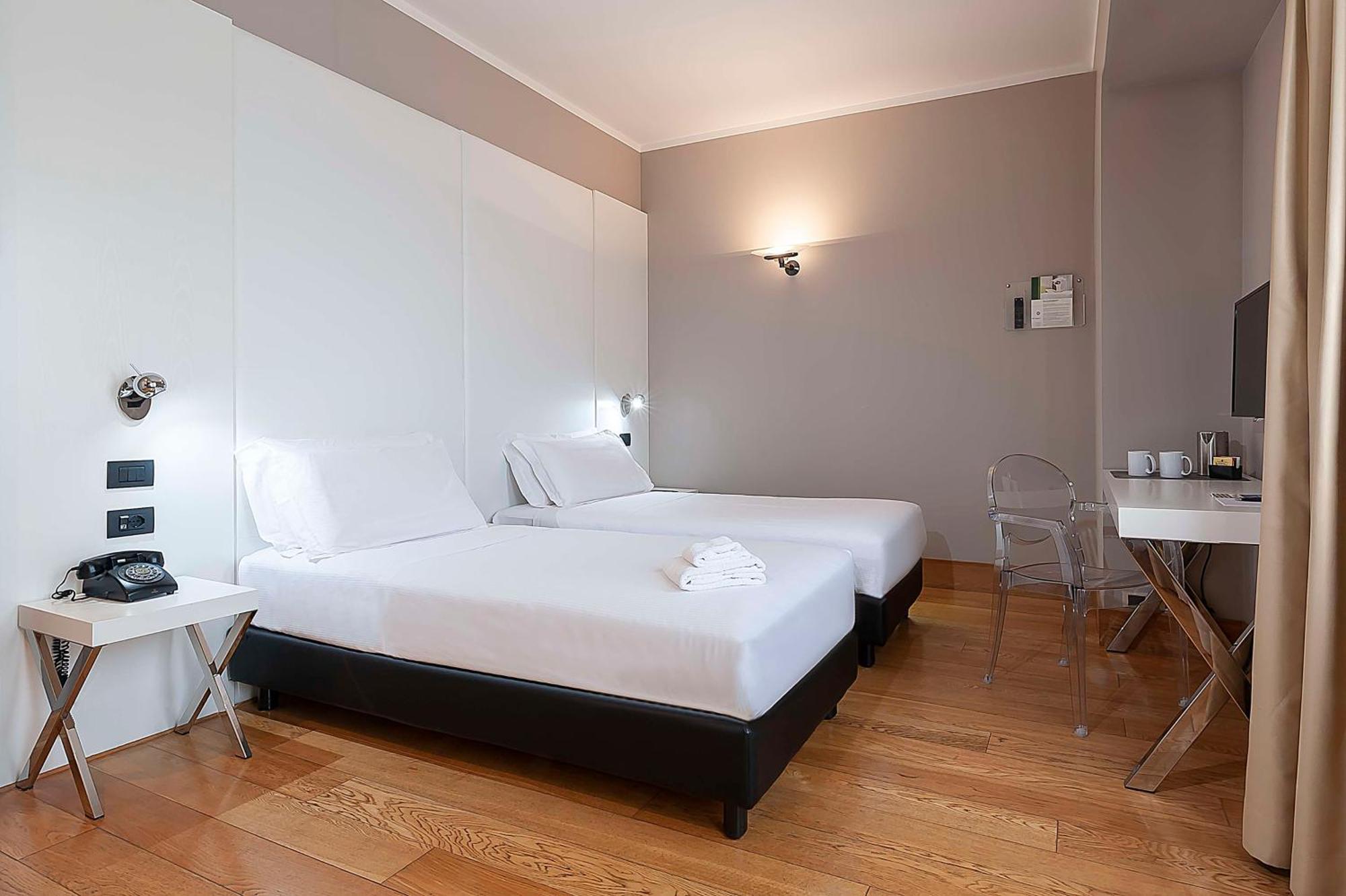 Hotel Western Quattrotorri 4*